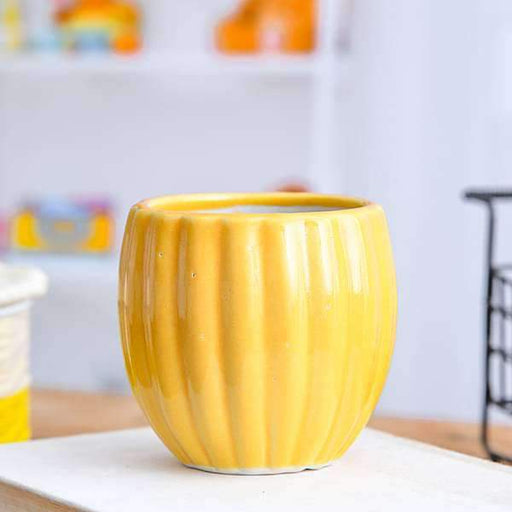 3.1 inch (8 cm) Vertical Ridges Pattern Round Ceramic Pot (Yellow)