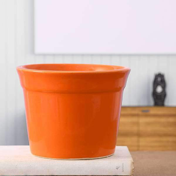7.1 inch (18 cm) Round Ceramic Pot with Rim (Orange)